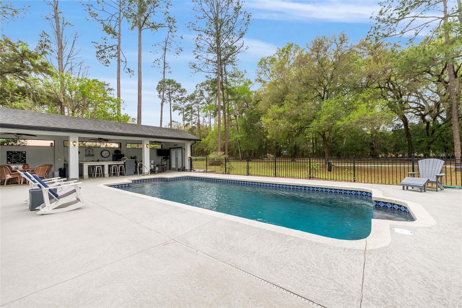 KENWOOD - Residential