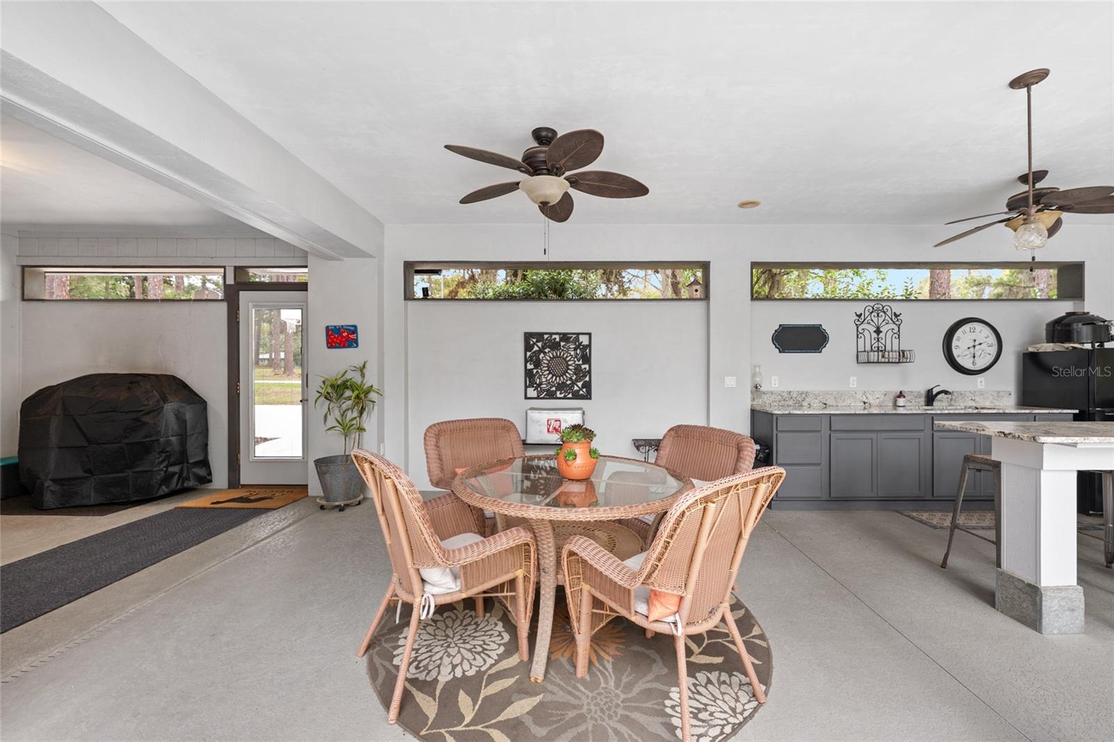 KENWOOD - Residential