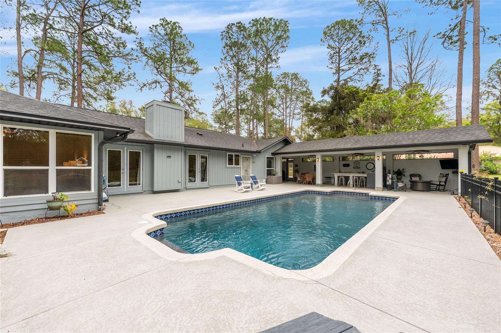 KENWOOD - Residential