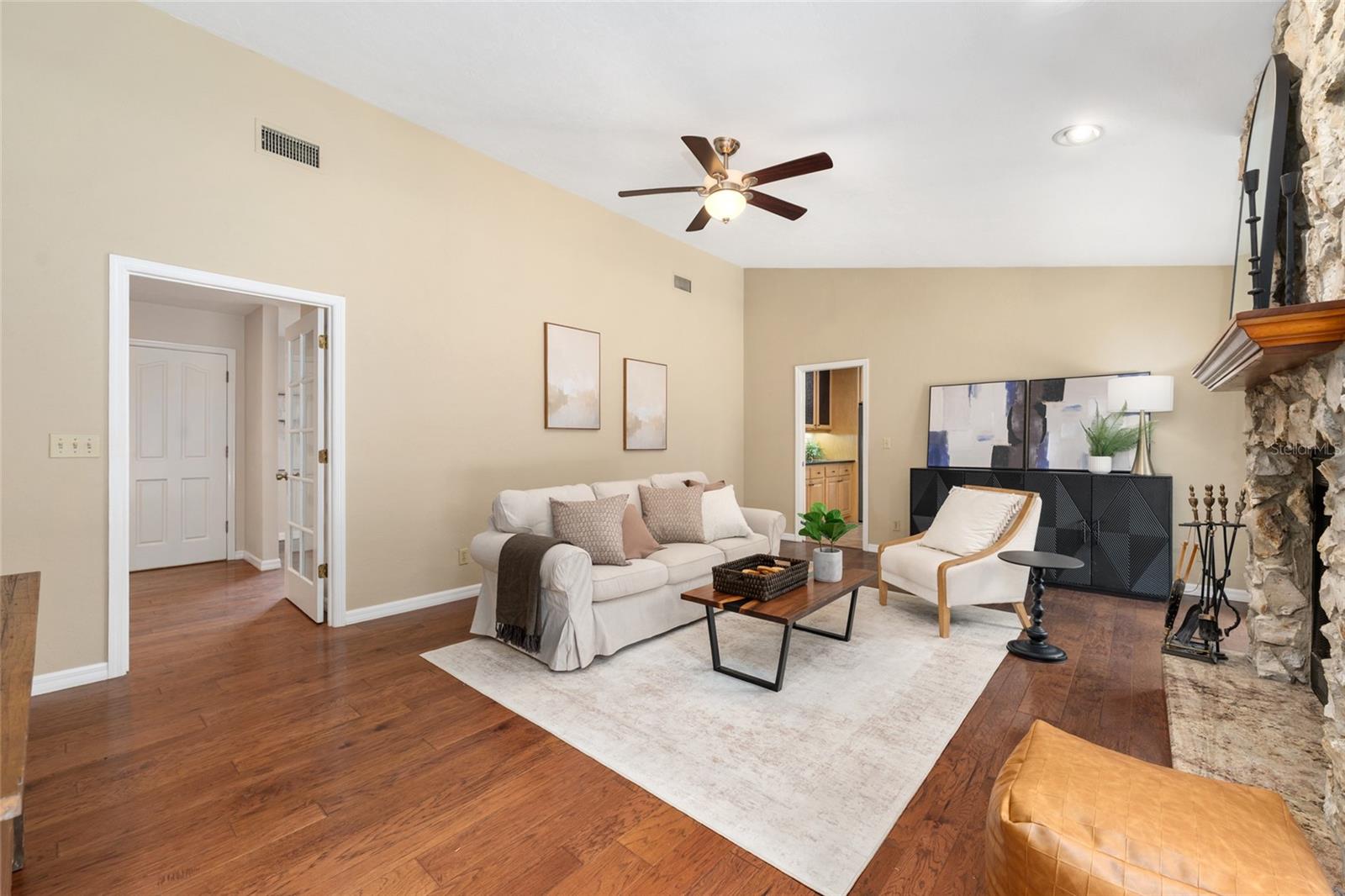 KENWOOD - Residential