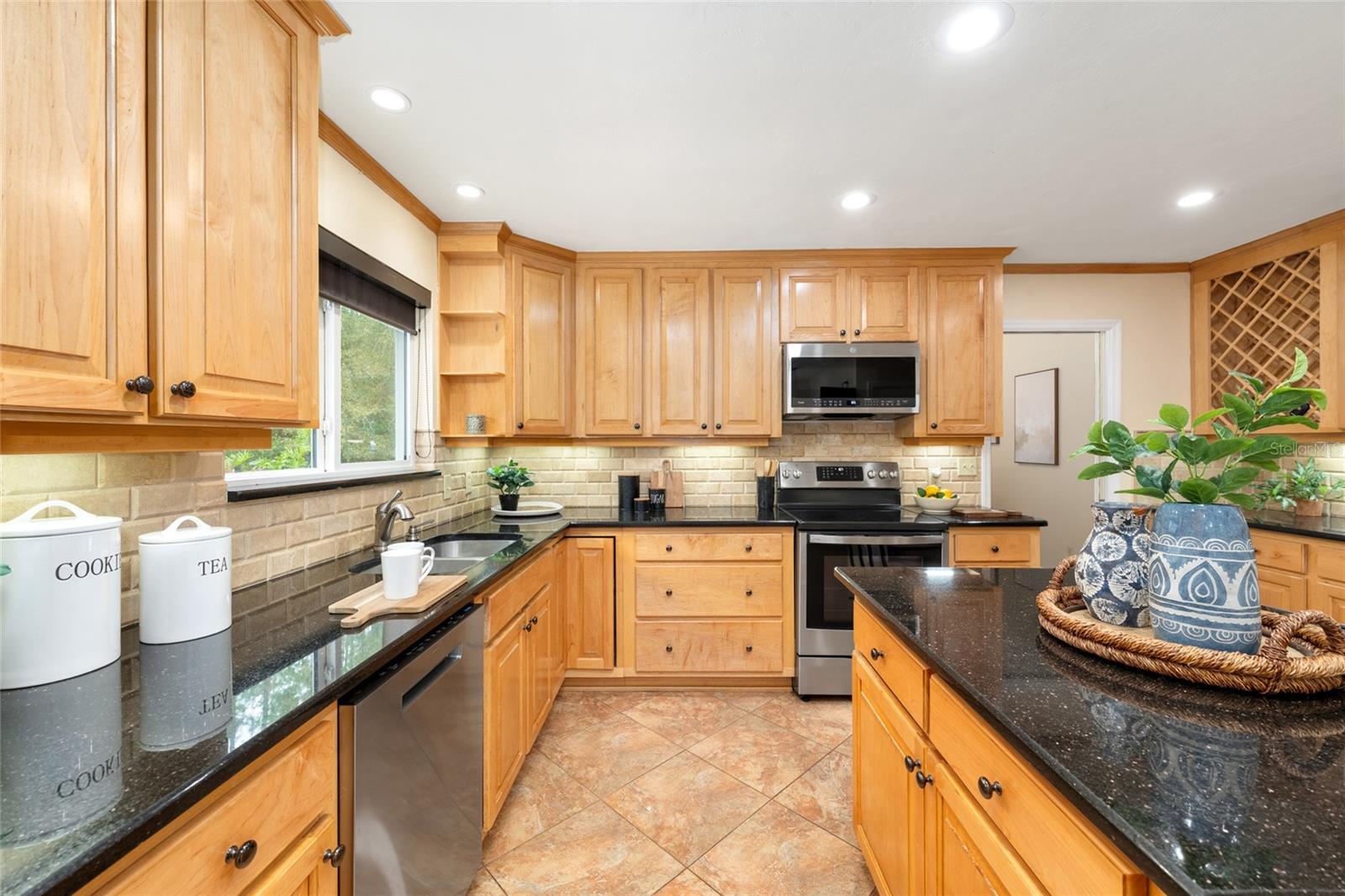 KENWOOD - Residential