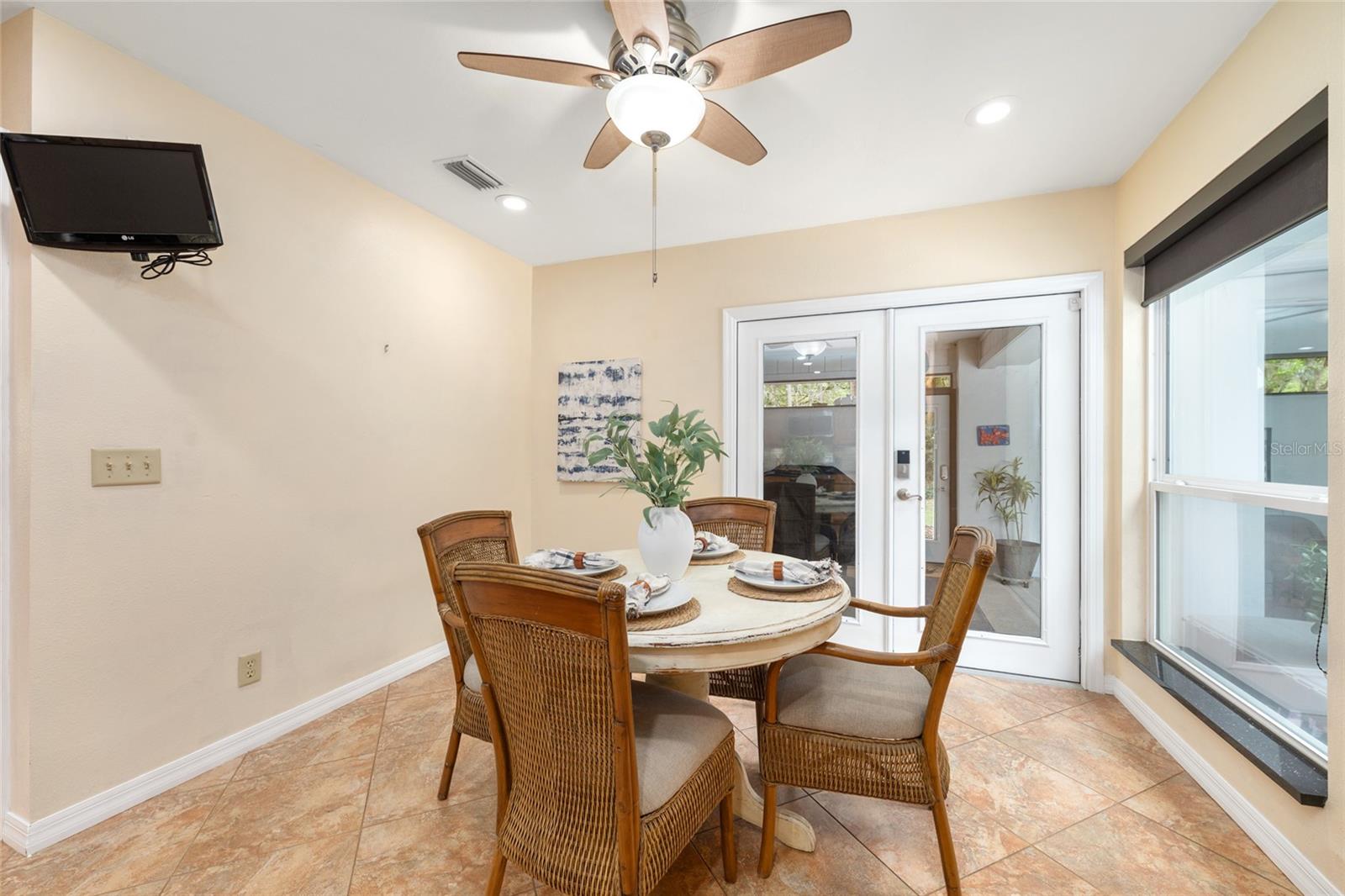 KENWOOD - Residential