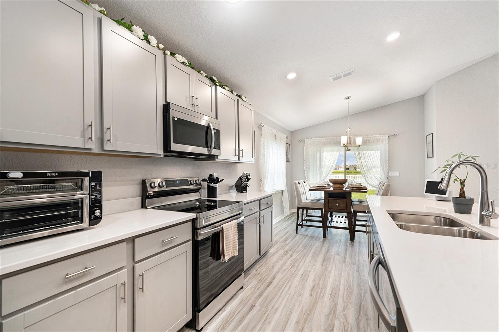 CHAPEL CRK VLGS 7 & 8 PH 1-3 - Residential