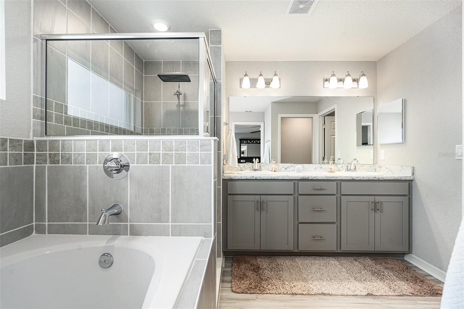 CHAPEL CRK VLGS 7 & 8 PH 1-3 - Residential