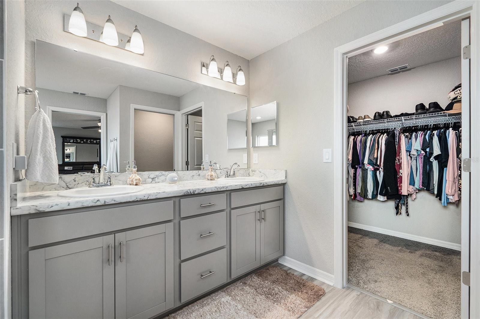 CHAPEL CRK VLGS 7 & 8 PH 1-3 - Residential