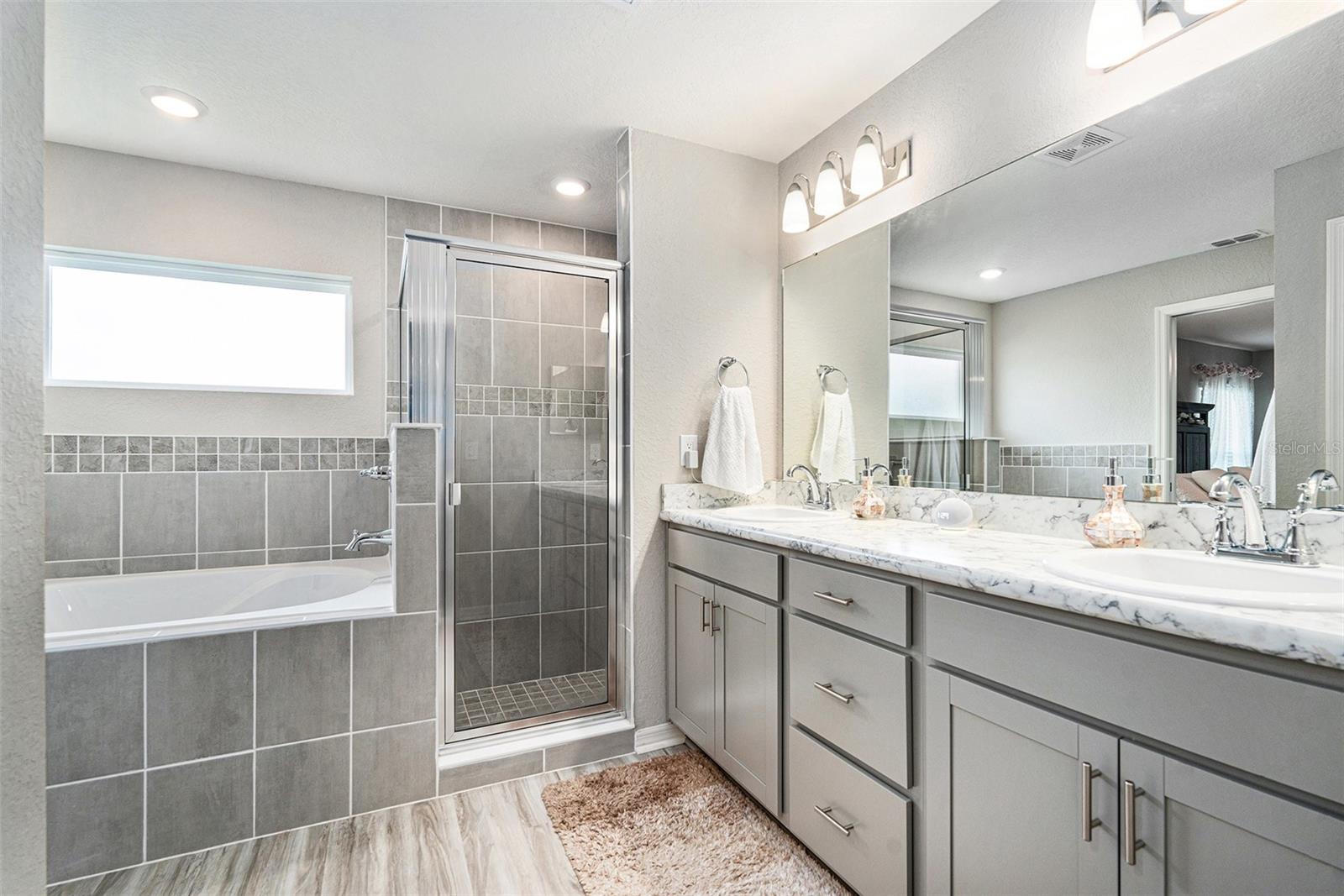 CHAPEL CRK VLGS 7 & 8 PH 1-3 - Residential