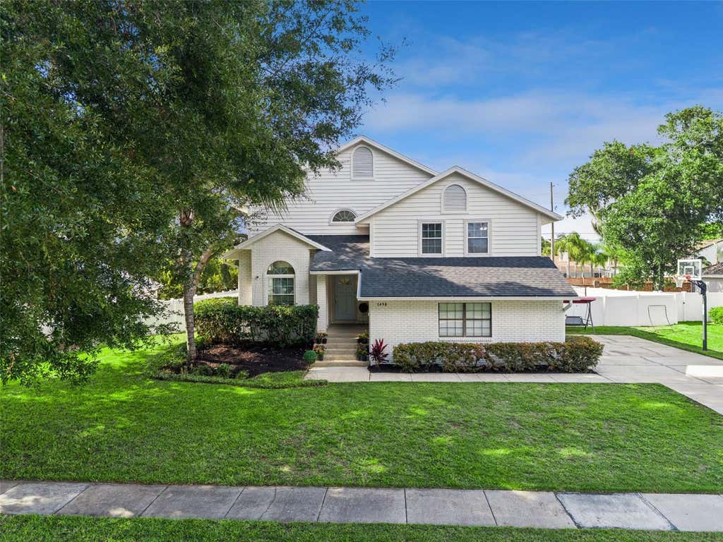 Photo of 1458 Royal Circle, Apopka, FL 32703 (MLS # O6400772)