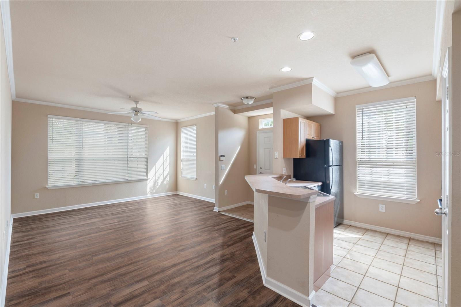 5550 ROSEHILL ROAD 102