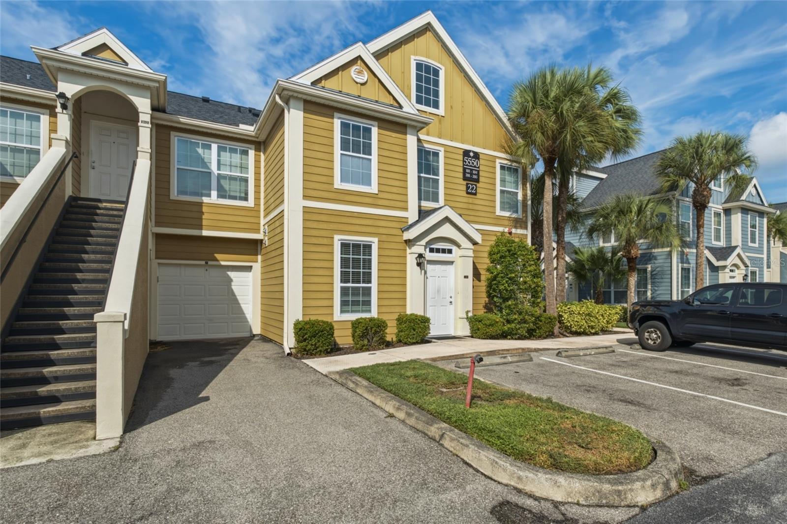 5550 ROSEHILL ROAD 102