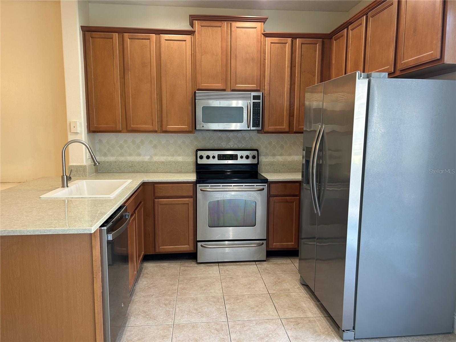 SAWGRASS VILLAGE - Residential