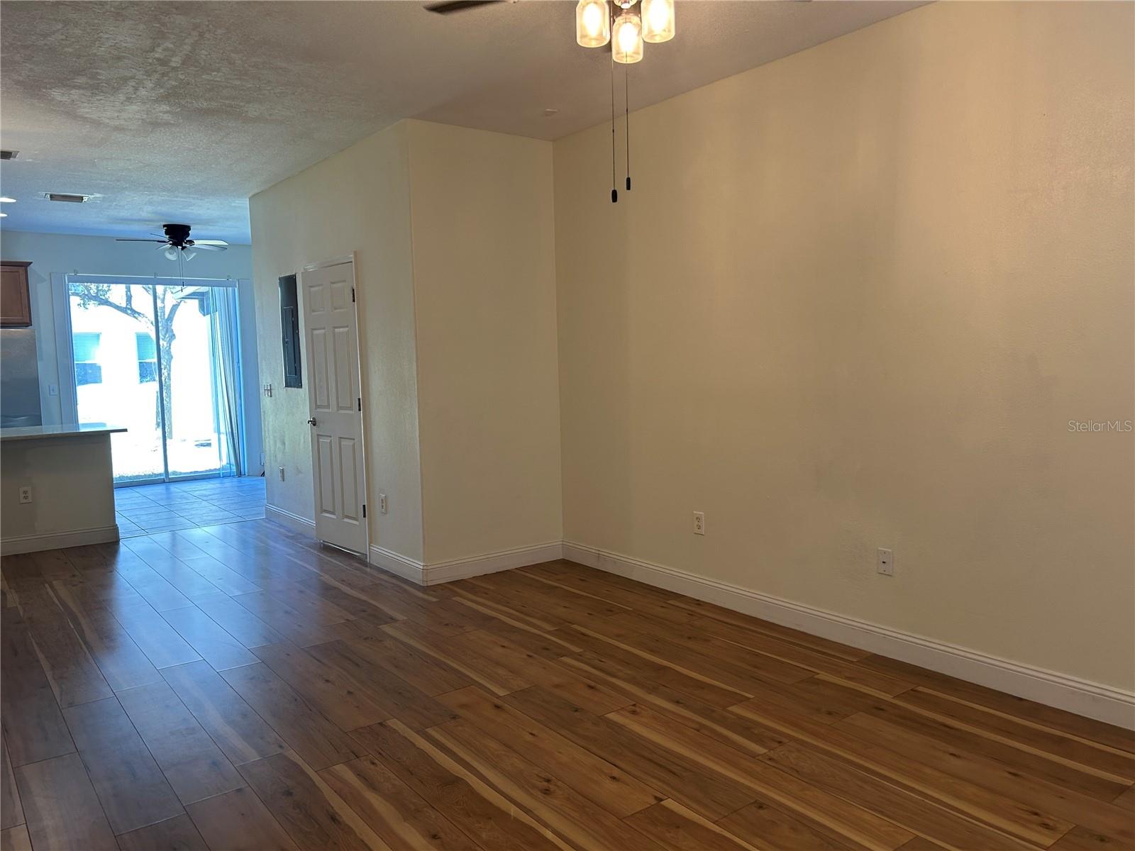 SAWGRASS VILLAGE - Residential