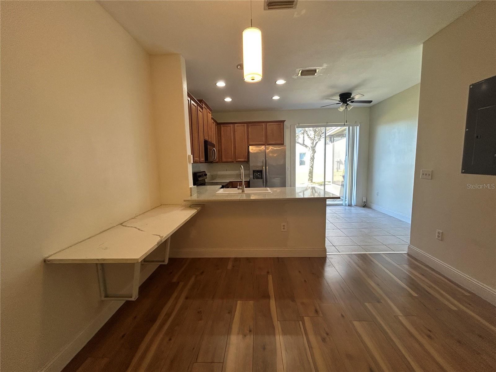 SAWGRASS VILLAGE - Residential