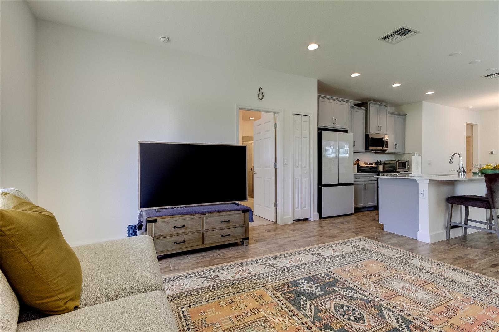 WATERSET PH 5B-2 - Residential Lease