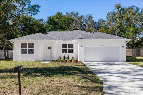 A home in DELAND