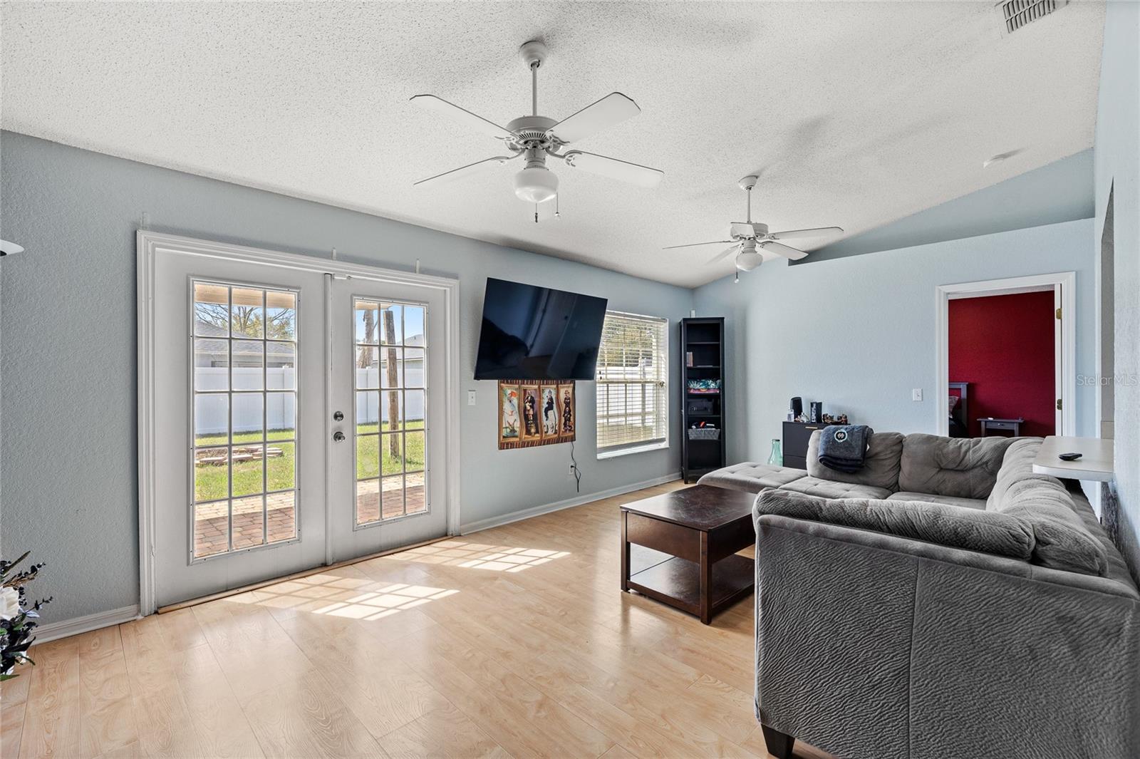 EAGLE POINT - Residential