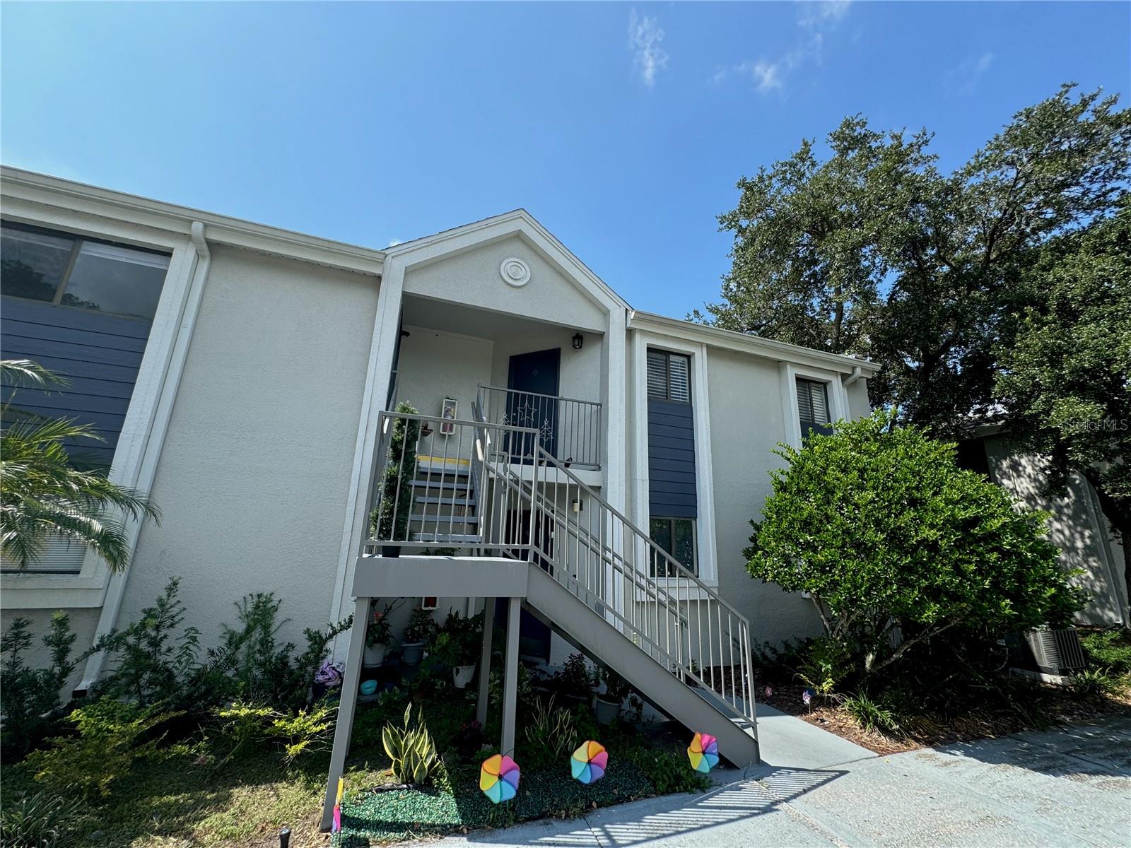 Fantastic opportunity in Meridian Luxury condo, with fully enclosed with tranquil view of the garden. This is spacious and bright unit, offers porch, includes washer and dryer alsoco inside the apartment. The community offers small fitness center and swimming pool. you are just south of Linebaught and close to the Veterans and 275, also a short drive to the beautiful Gulf coast beaches, steps away from the heart of Tampa's best shopping, dinning, arts and culture.
