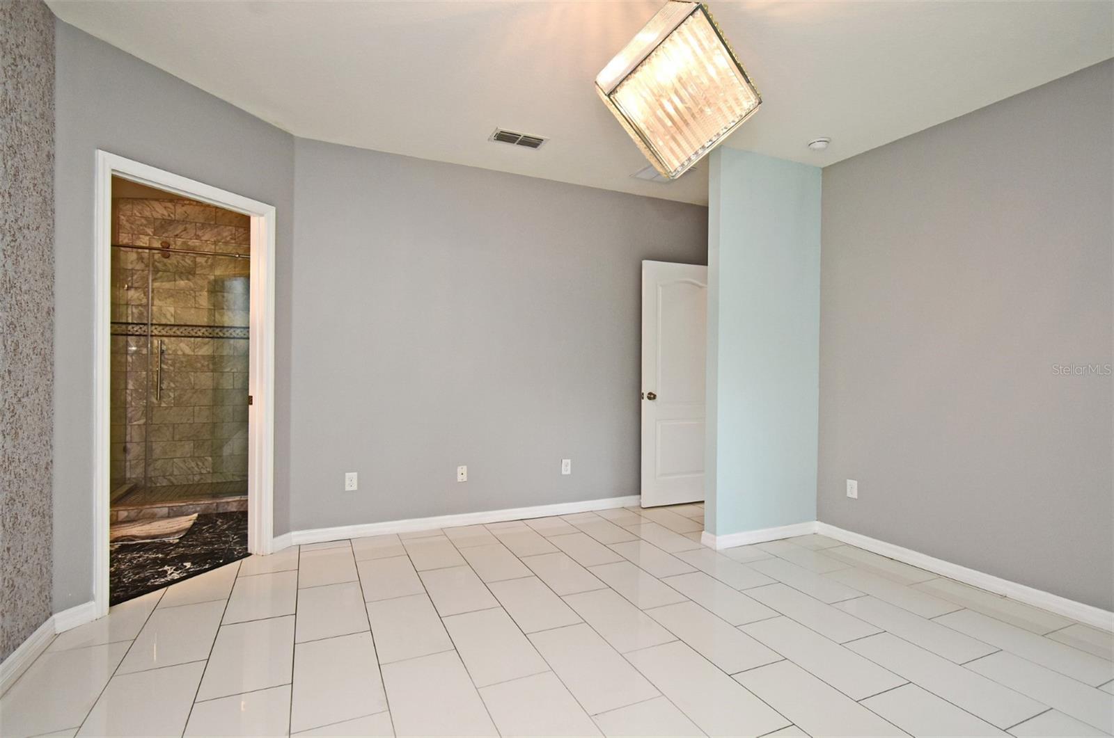 CLAYTON ESTATES - Residential Lease