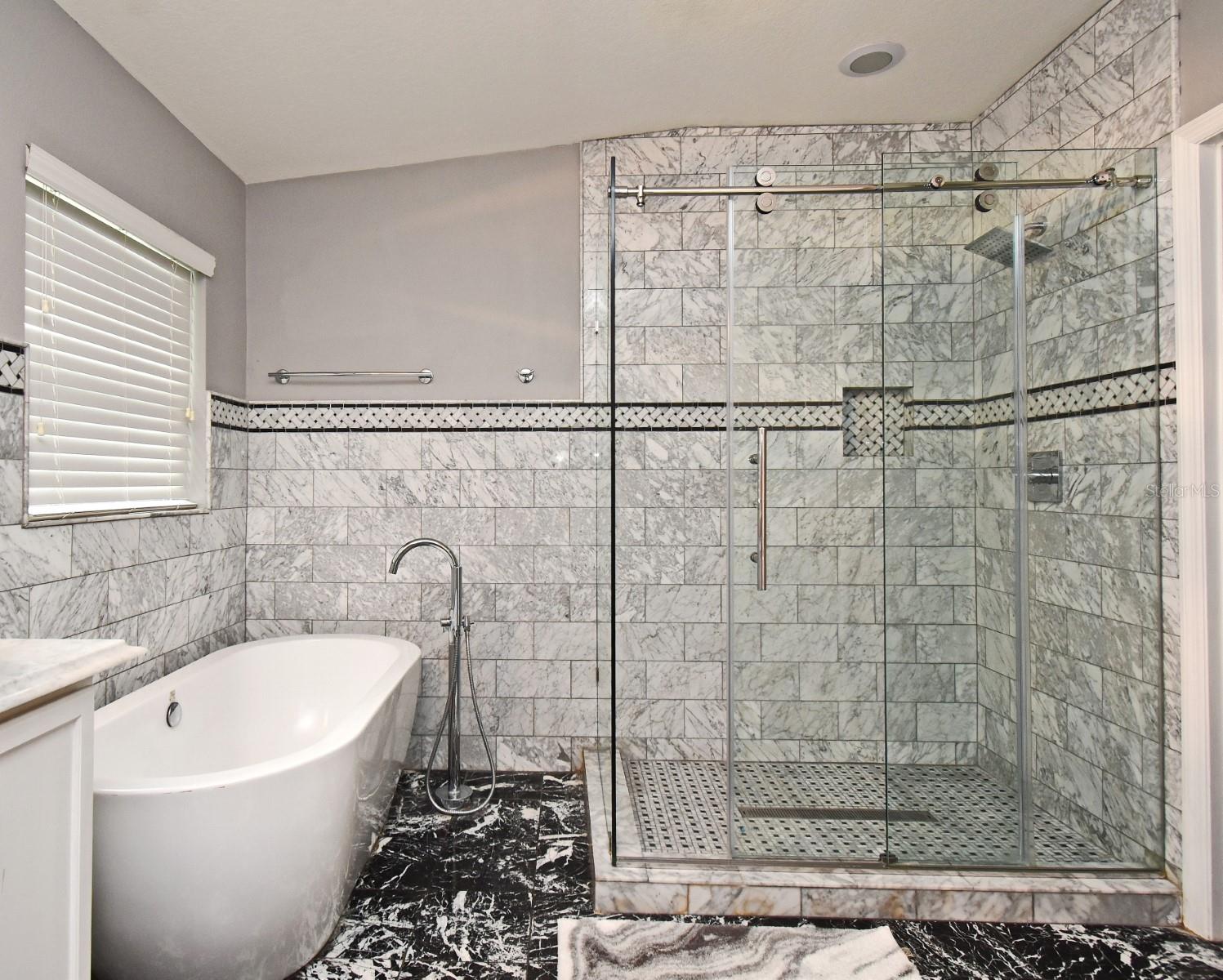 CLAYTON ESTATES - Residential Lease