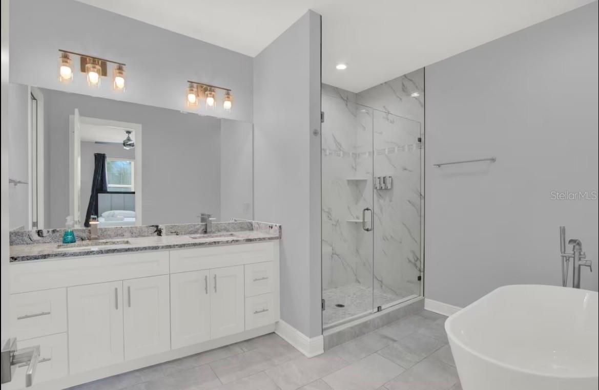 COURIER CITY - Residential Lease