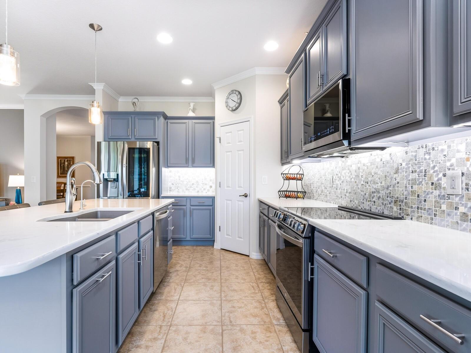 VENETIAN FALLS PH 3 - Residential