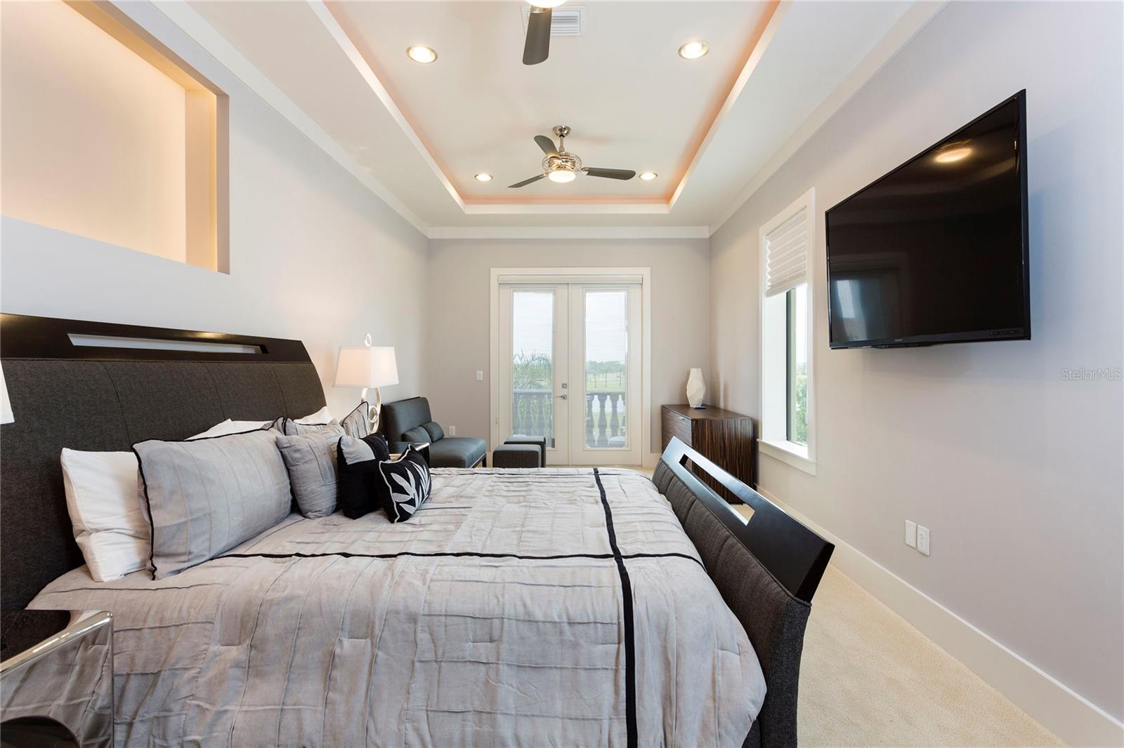 REUNION WEST VLGS NORTH - Residential