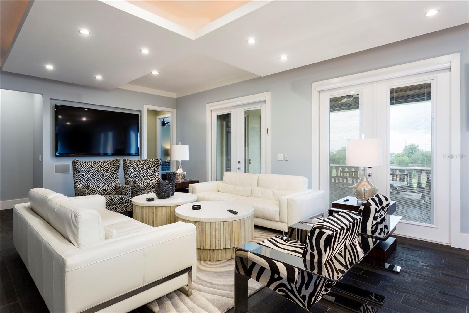 REUNION WEST VLGS NORTH - Residential