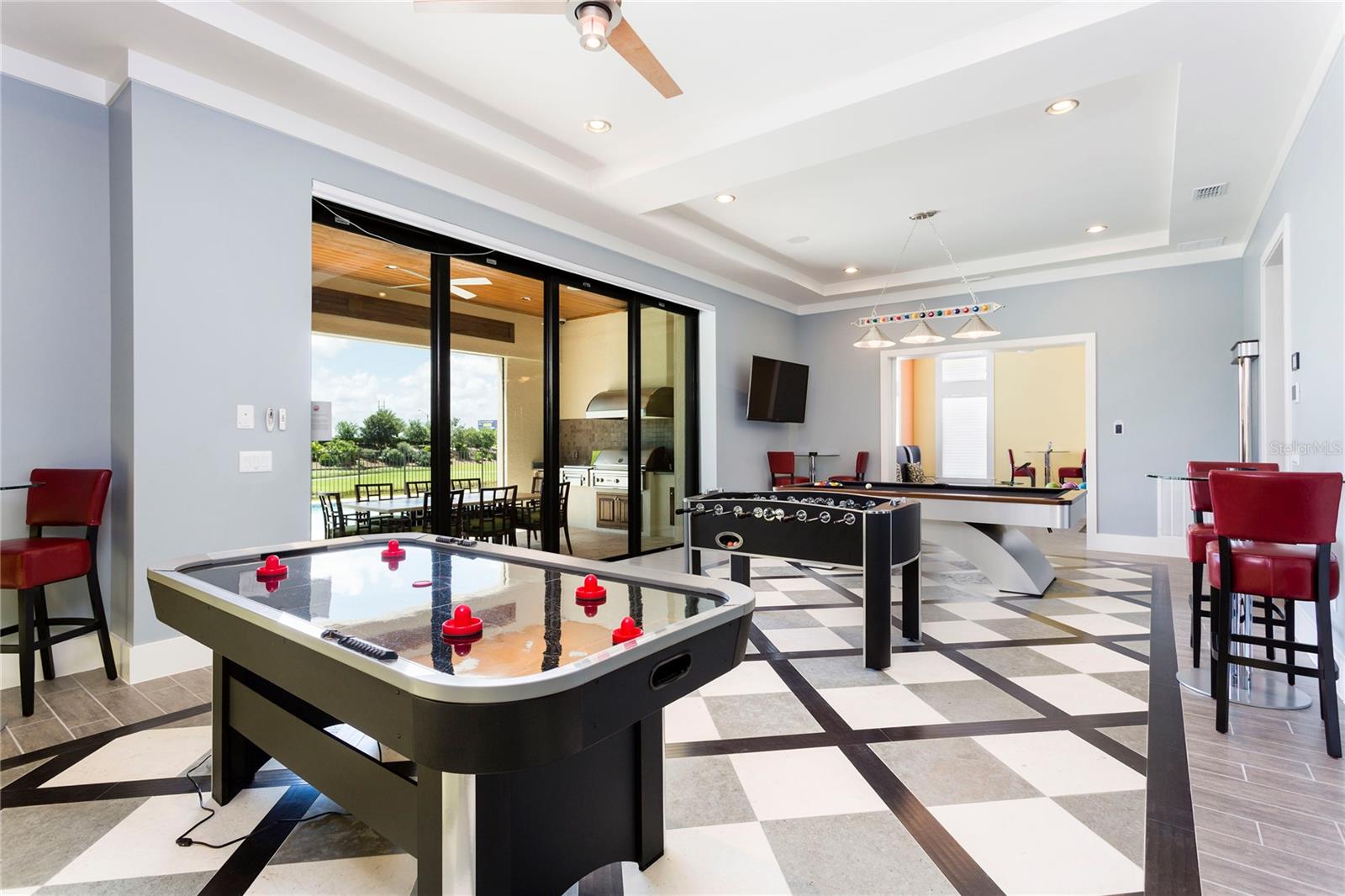 REUNION WEST VLGS NORTH - Residential