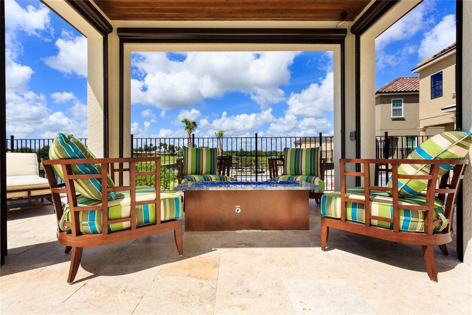 REUNION WEST VLGS NORTH - Residential