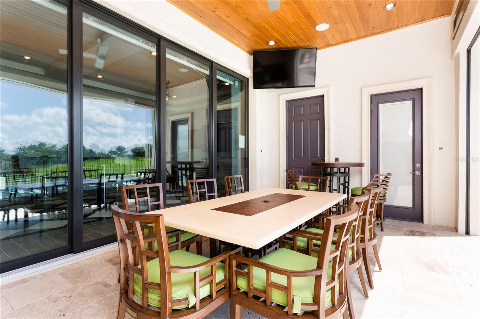 REUNION WEST VLGS NORTH - Residential