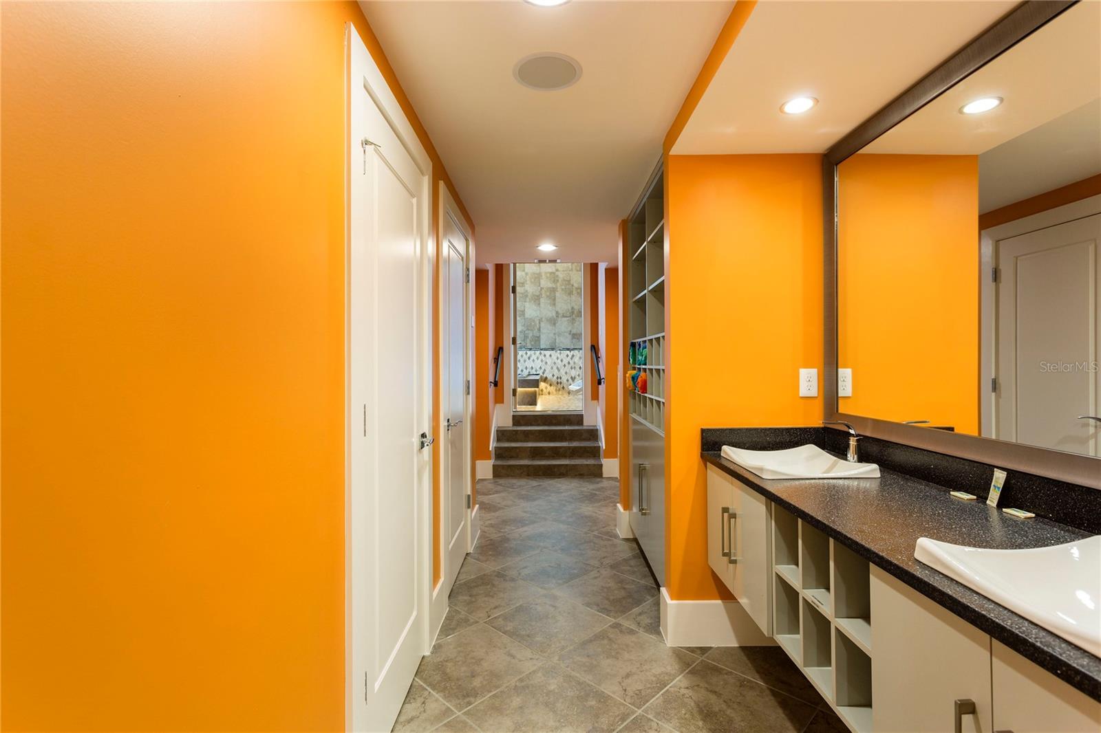 REUNION WEST VLGS NORTH - Residential