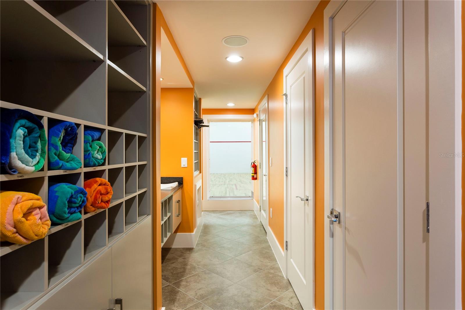 REUNION WEST VLGS NORTH - Residential