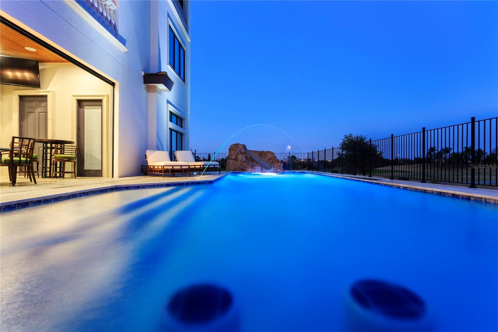 REUNION WEST VLGS NORTH - Residential