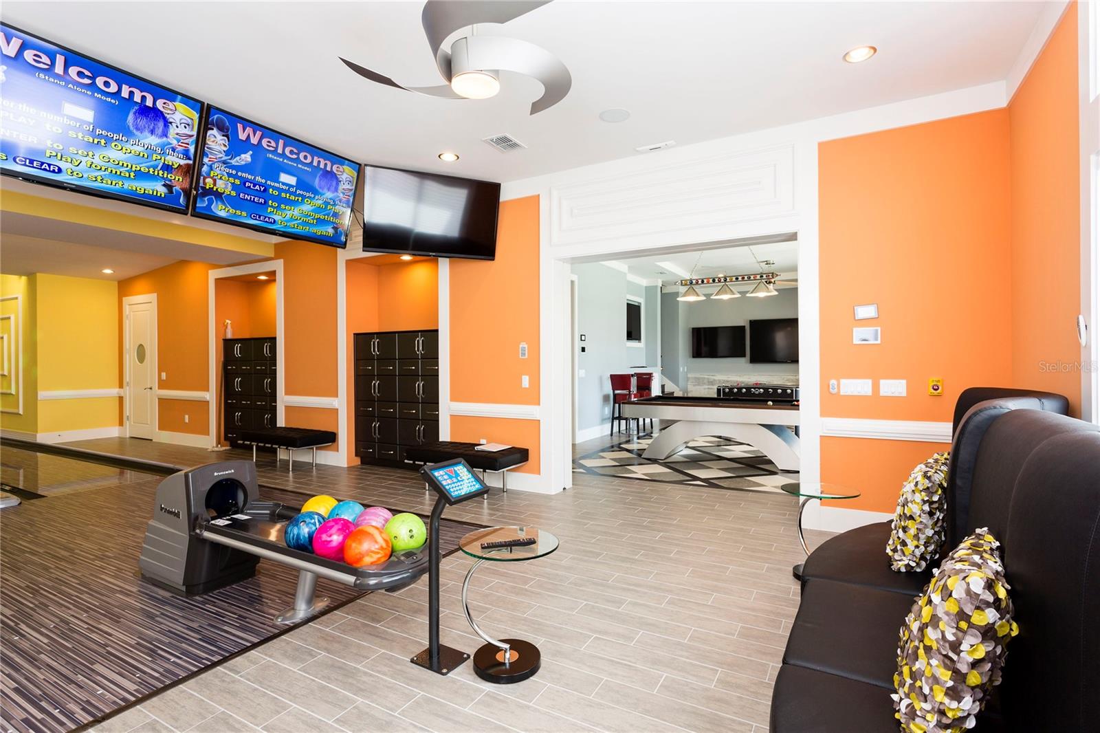 REUNION WEST VLGS NORTH - Residential