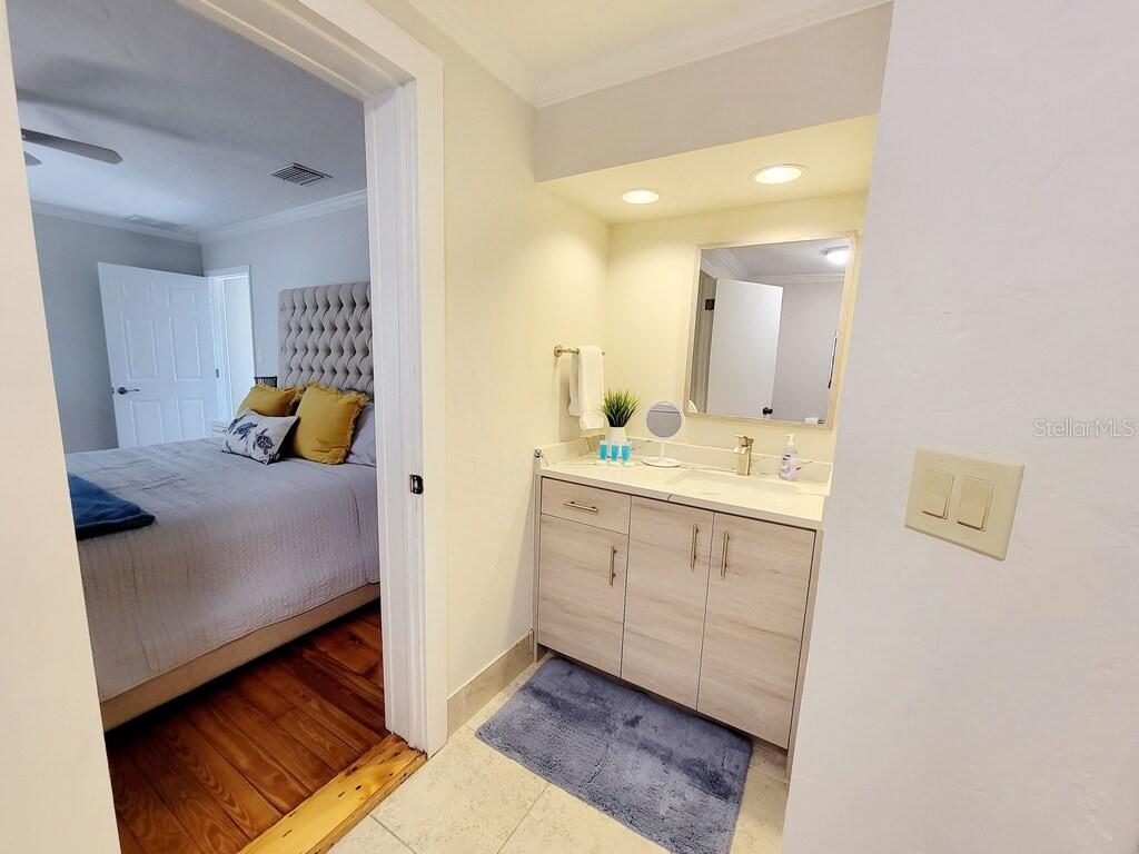 SOUTH HIGHLAND AMD OF - Residential Lease