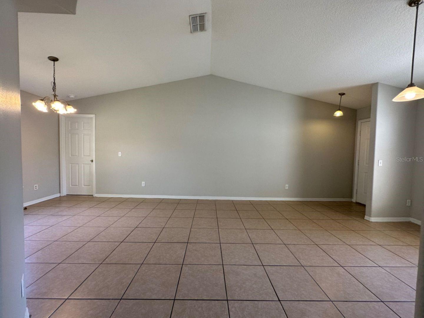 POINCIANA NBRHD 05 NORTH VILLAGE 03 - Residential Lease