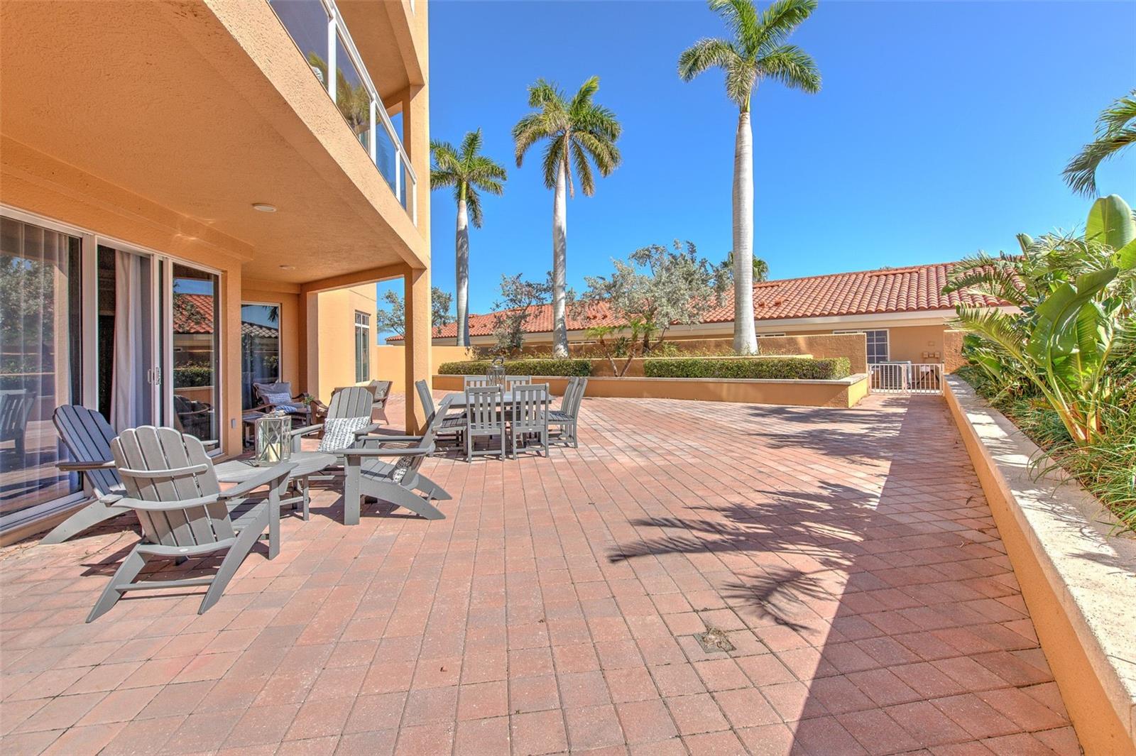 BELLE HARBOR CONDO - Residential Lease