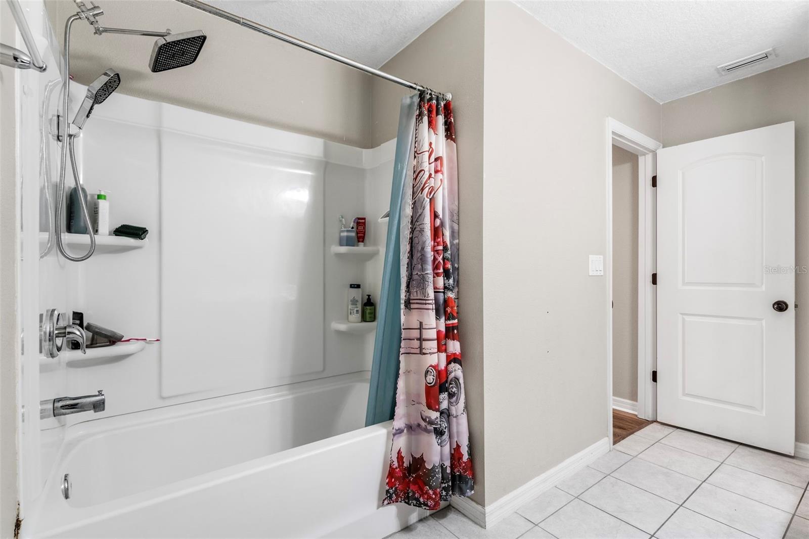 B3Z | NORTHGATE PHASE 2 - Residential