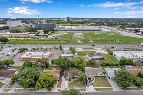 A home in TAMPA