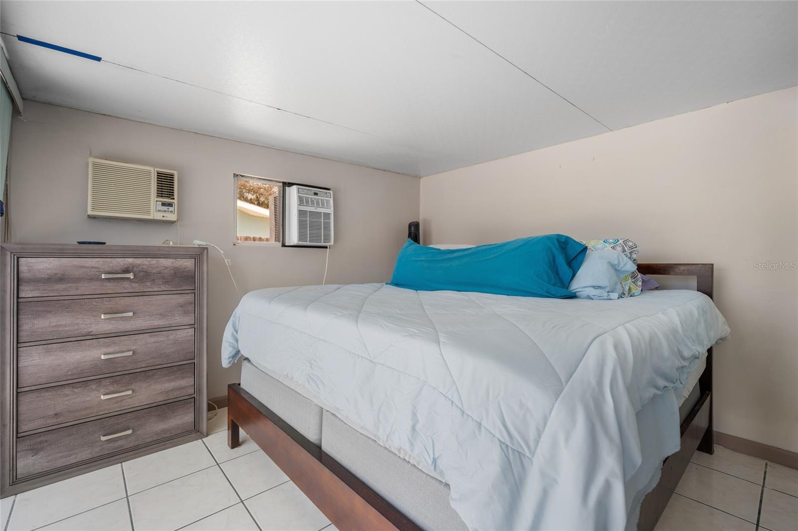 WOODBRIDGE - Residential