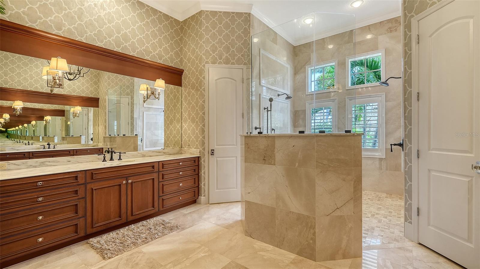 LAKEWOOD RANCH COUNTRY CLUB - Residential