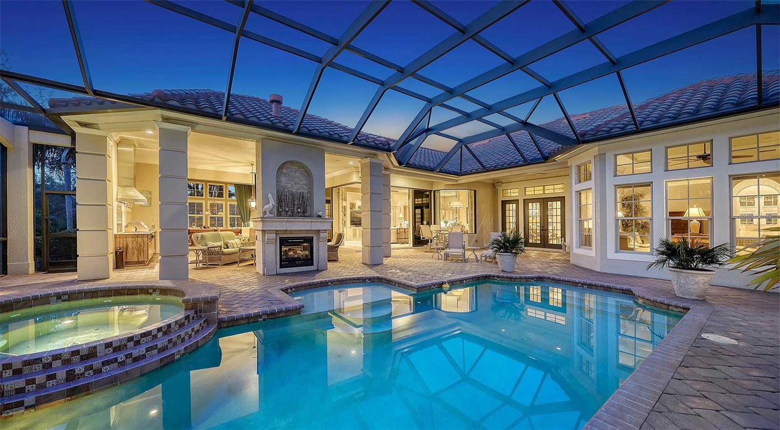 LAKEWOOD RANCH COUNTRY CLUB - Residential