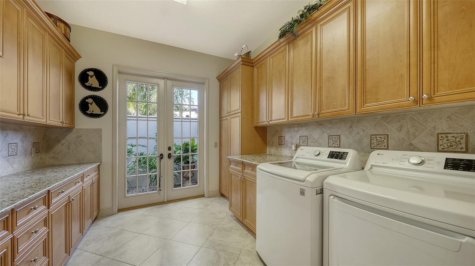 LAKEWOOD RANCH COUNTRY CLUB - Residential