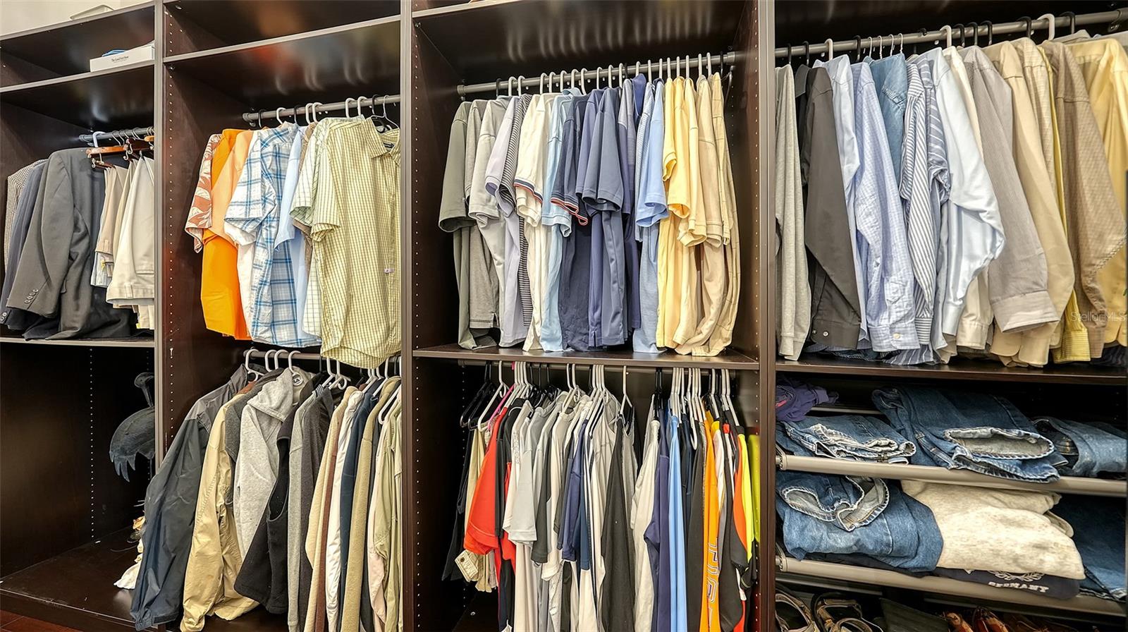 LAKEWOOD RANCH COUNTRY CLUB - Residential