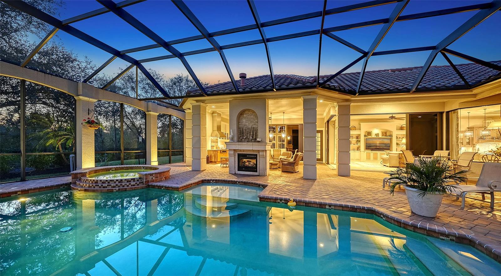 LAKEWOOD RANCH COUNTRY CLUB - Residential