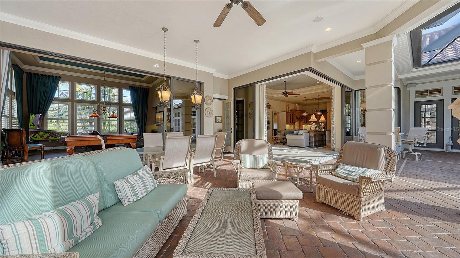 LAKEWOOD RANCH COUNTRY CLUB - Residential