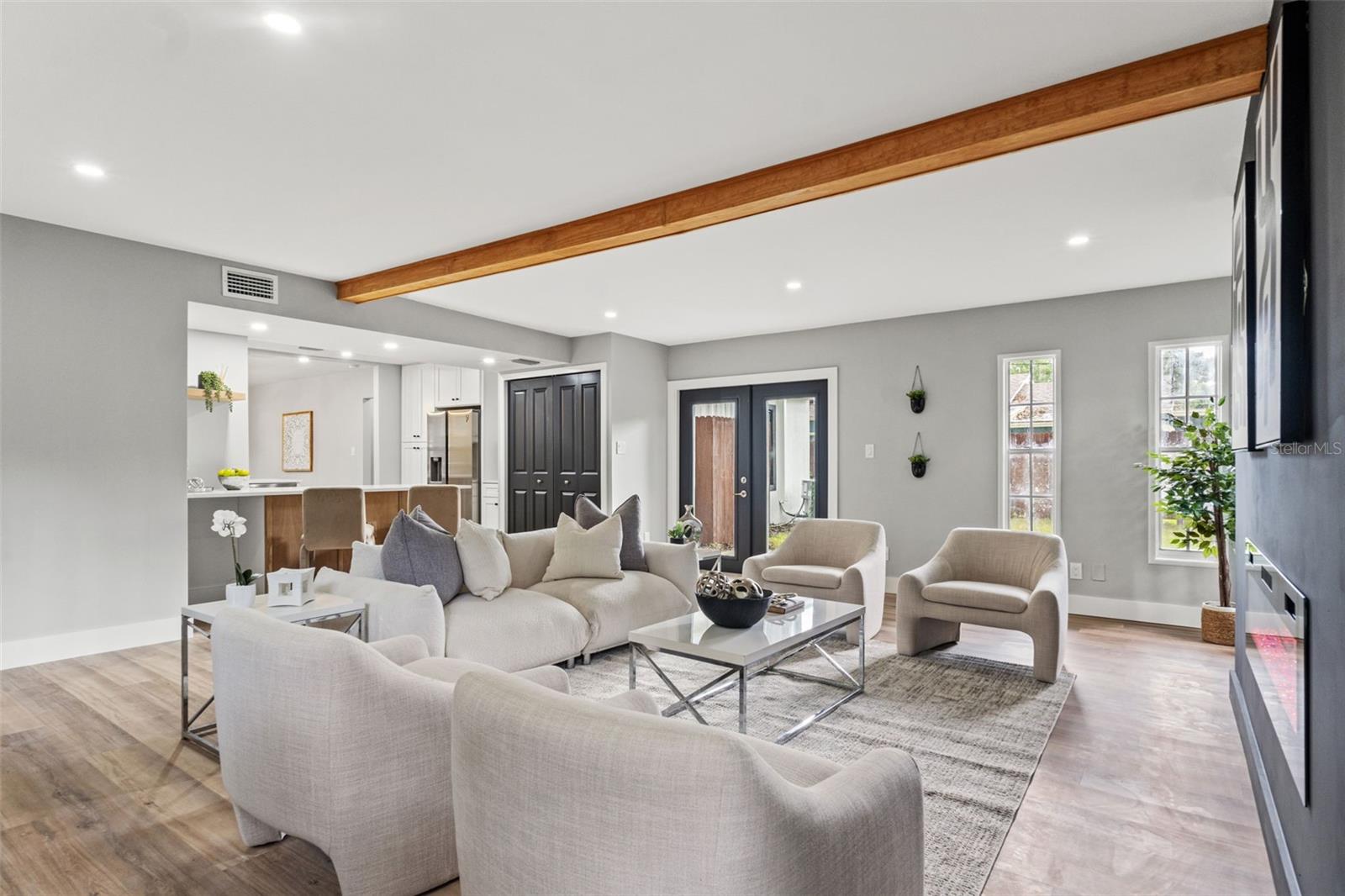 MENDENHALL TERRACE - Residential