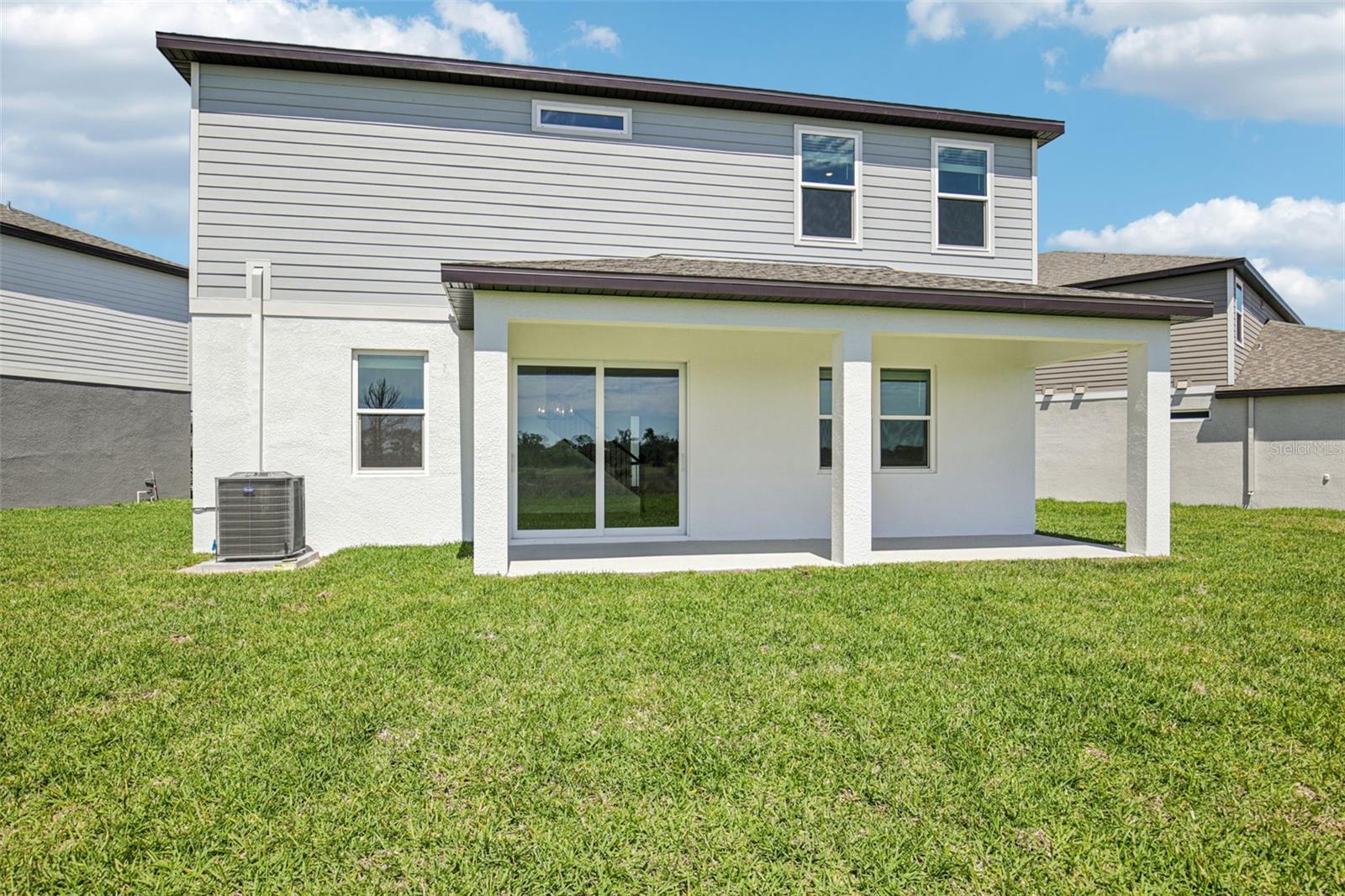 MAGNOLIA BAY - Residential