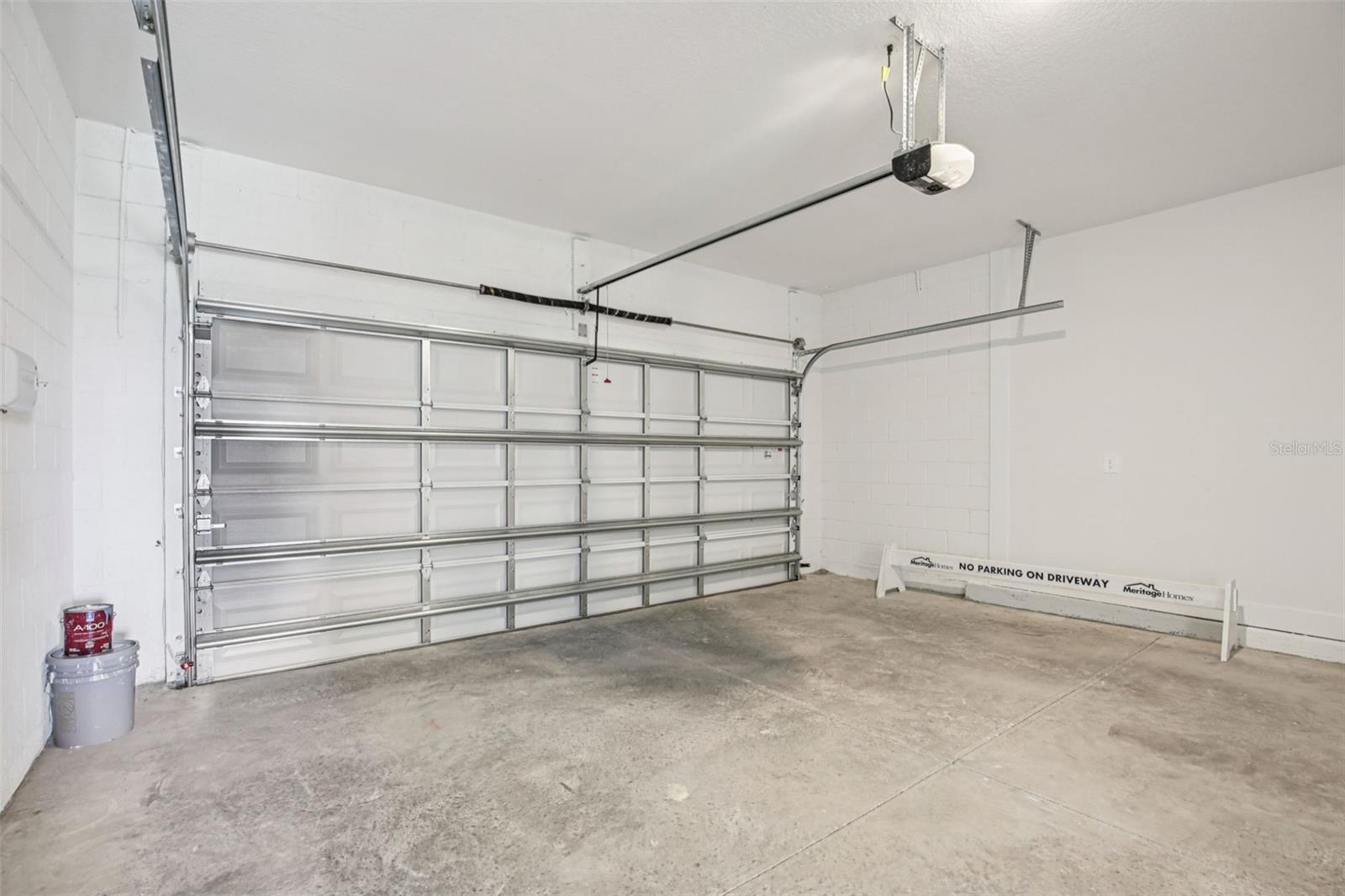 MAGNOLIA BAY - Residential