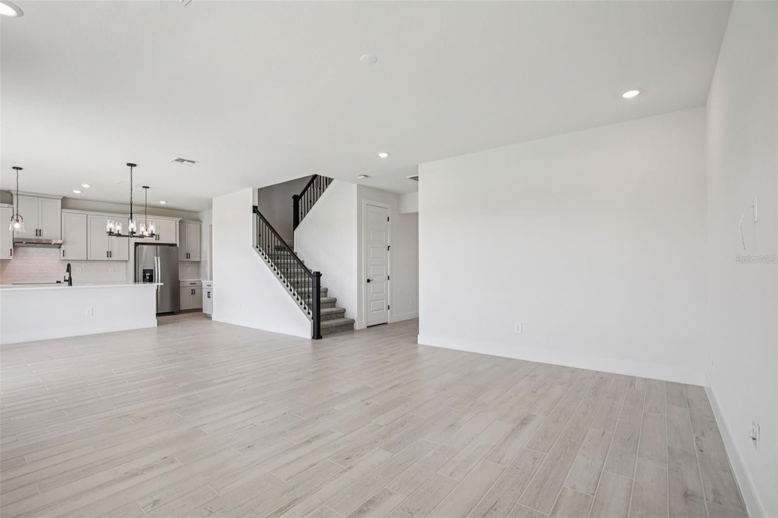 MAGNOLIA BAY - Residential