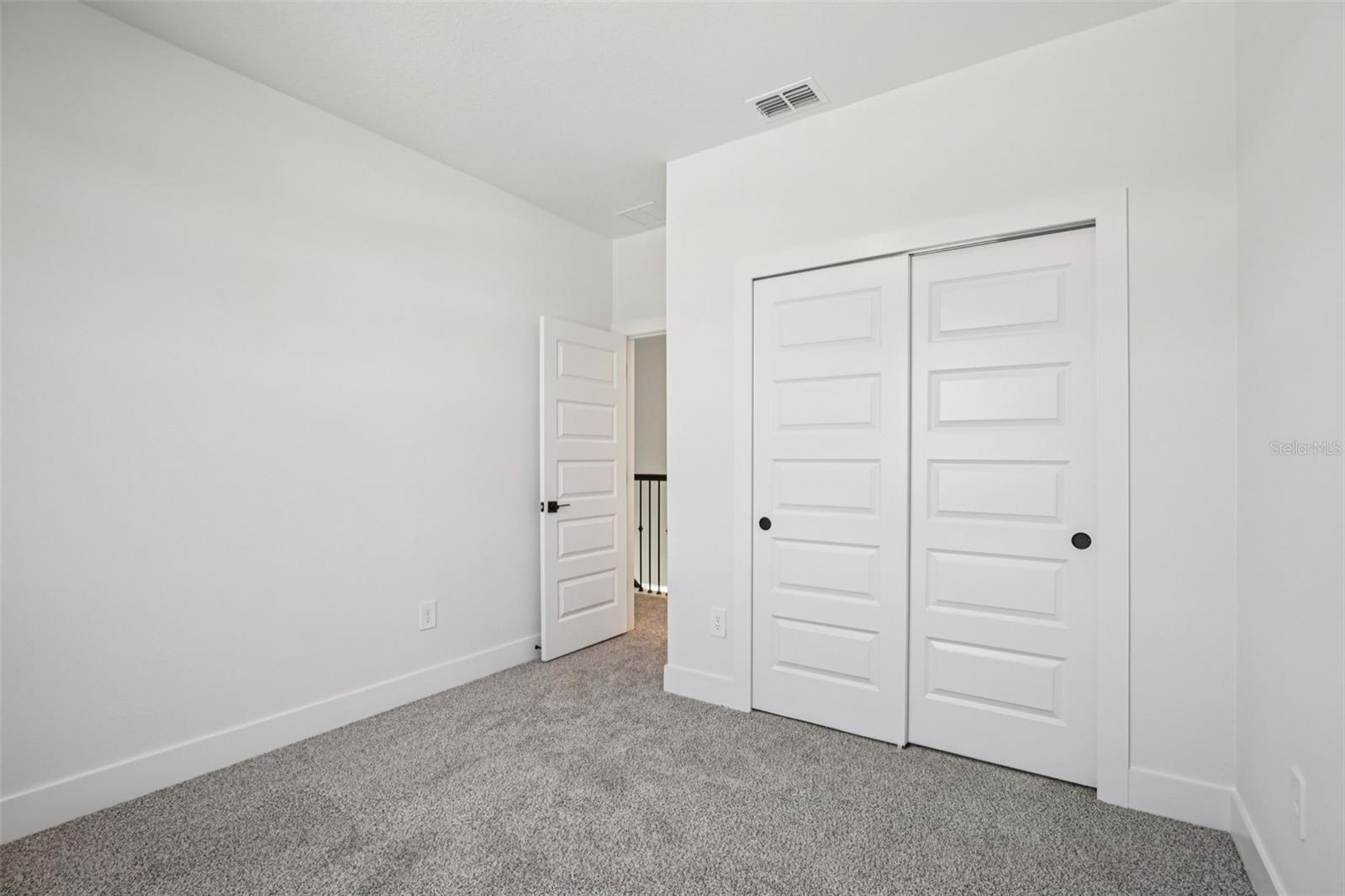 MAGNOLIA BAY - Residential